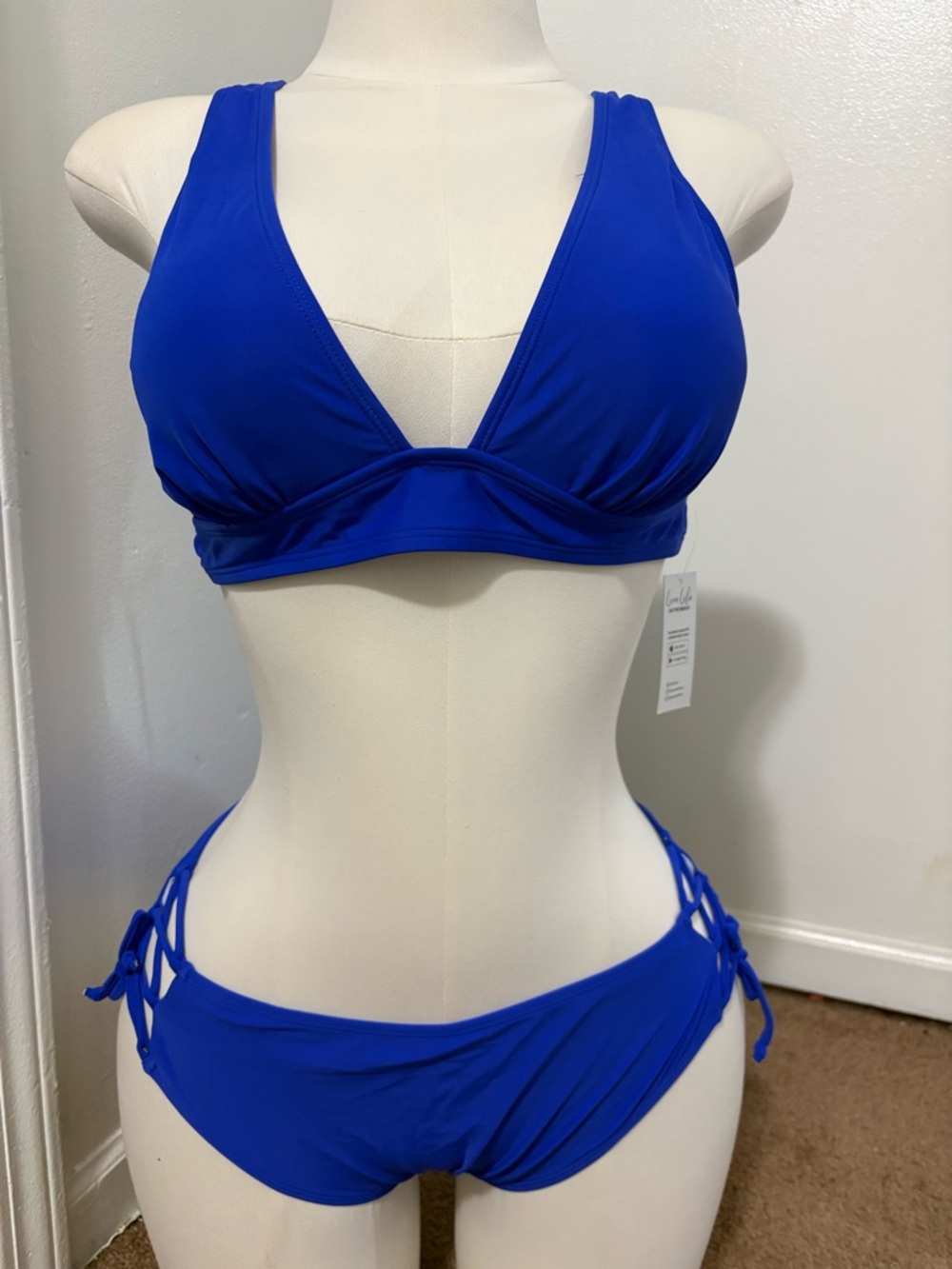 Cupshe Electric Blue V-Neck Triangle Bikini Set